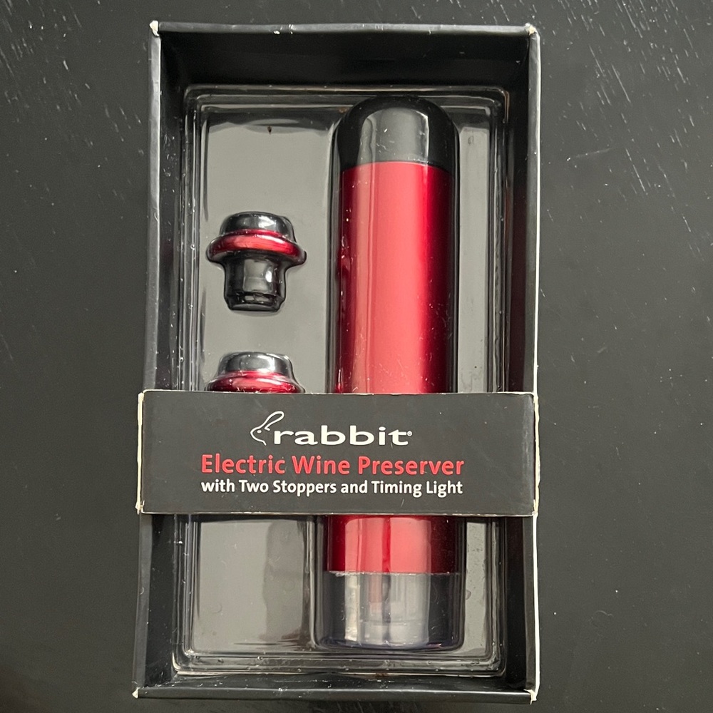 Rabbit Red Electric Wine Preserver